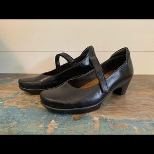 Naot Muse, Black, Size 40/9.5. Barely worn. $60